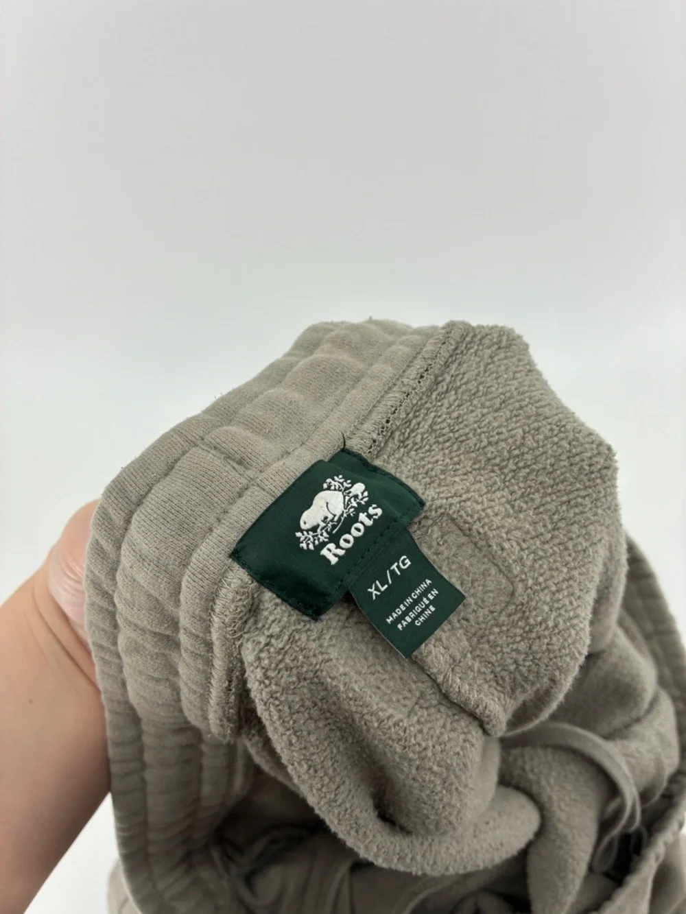 Roots Men's Cargo Sweatpants in Olive - Picture 7 of 11